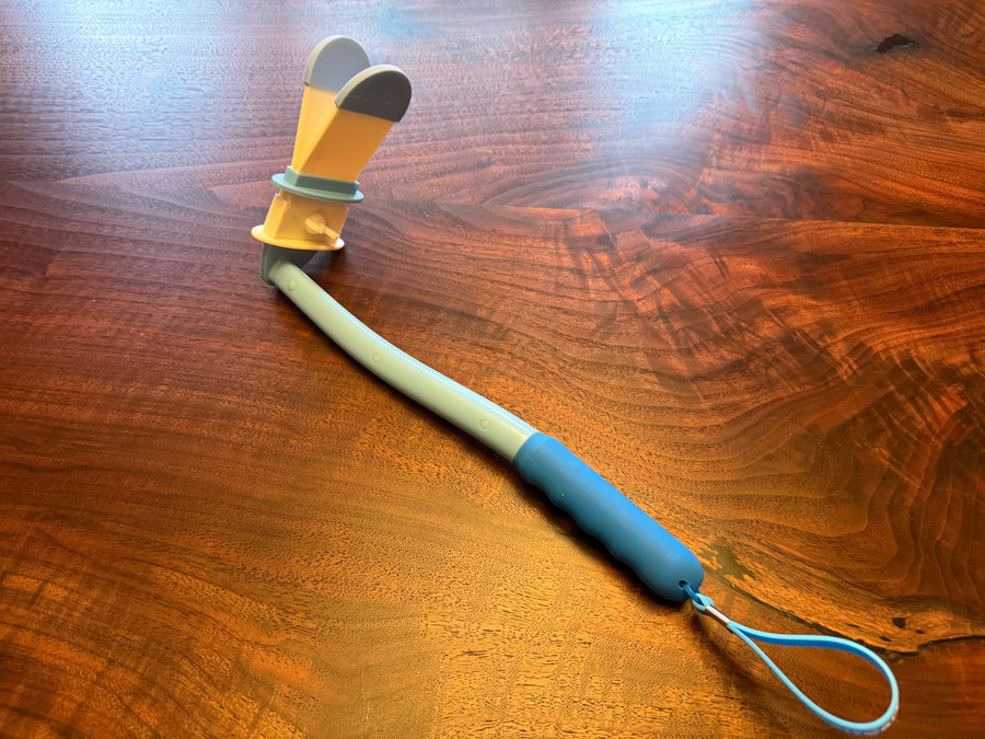 Tidy Wiper® Sleek Toileting & Bathing Aid – Wipe comfortably without bending, twisting, or straining. OT Designed Personal Hygiene Aid for ADL Independence & Caregiver Support  Blue